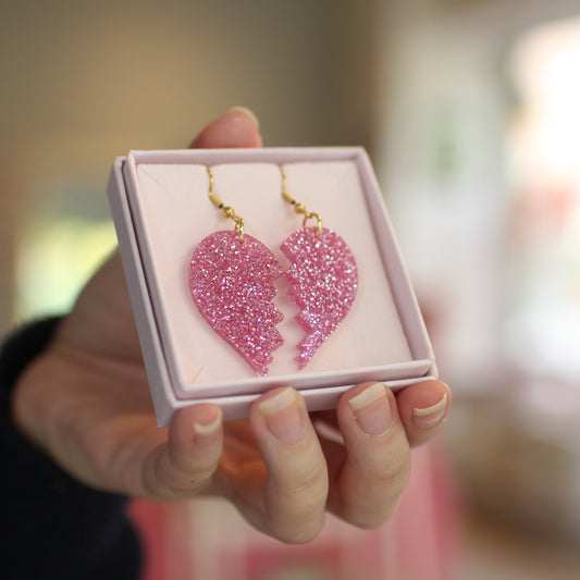 Korvakorut, Broken glitter heart